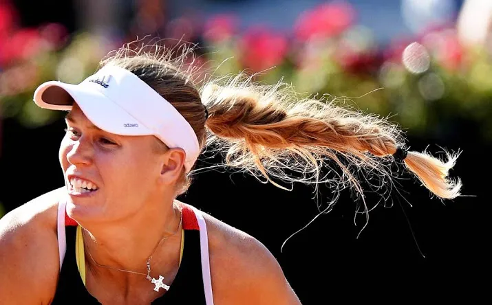 wozniacki soepel door na stroeve start