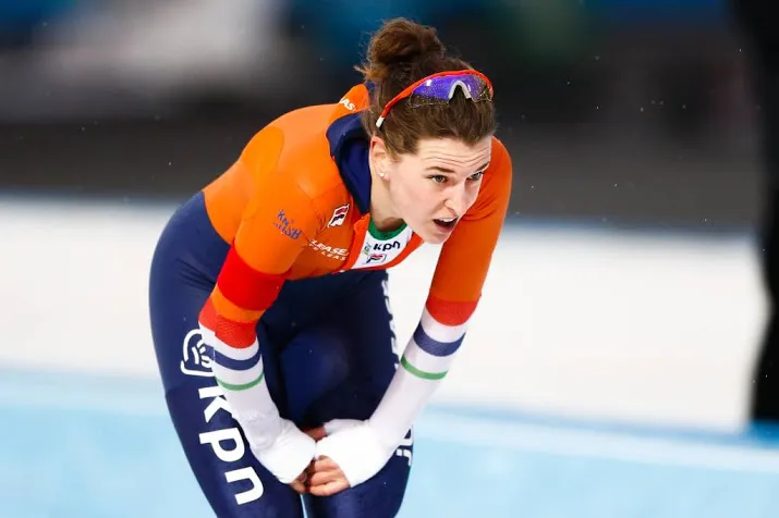 wust moet wereldtitel aan takagi laten