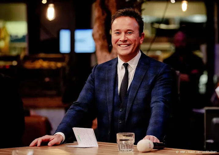 xander van der wulp wordt vaste politiek duider nos journaal