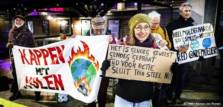 xr geschokt door uitspraken tata personeel over demonstratie