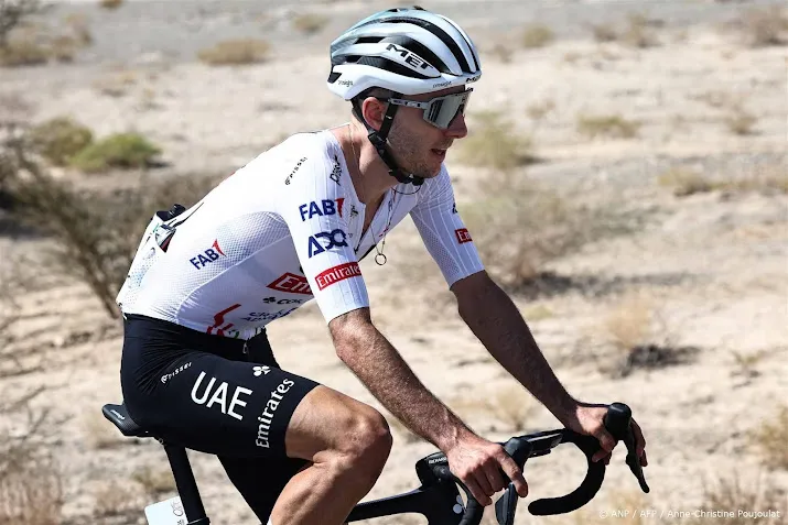 yates wint ingekorte ronde van oman artz derde in slotrit
