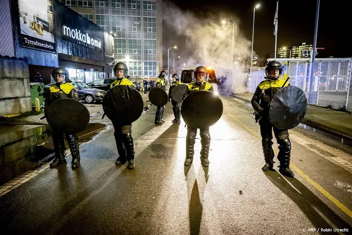 yesilgoz noemt aanvallen hulpverleners tijdens werk onacceptabel