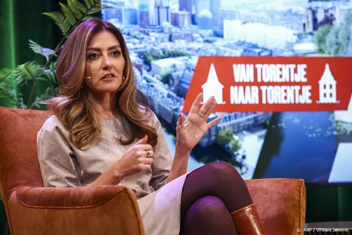 yesilgoz pvv en gl pvda zijn twee uitersten op migratie