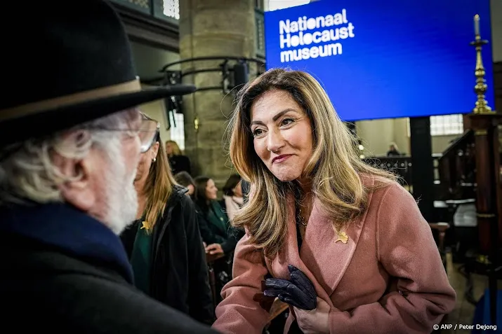 yesilgoz vindt uitjouwen holocaust overlevenden extreem pijnlijk