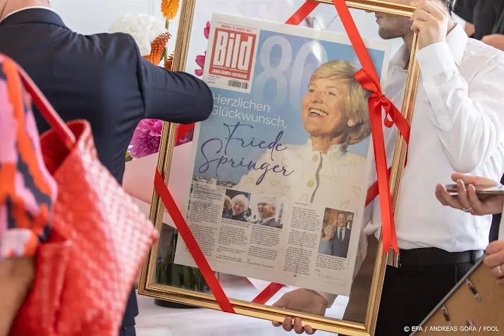 zakenkrant mogelijk groot banenverlies bij duitse blad bild