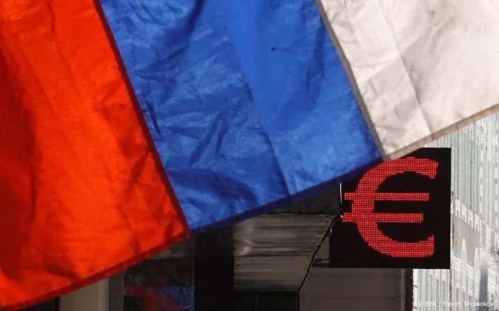 zeer beperkte handel weer mogelijk op moskouse aandelenbeurs