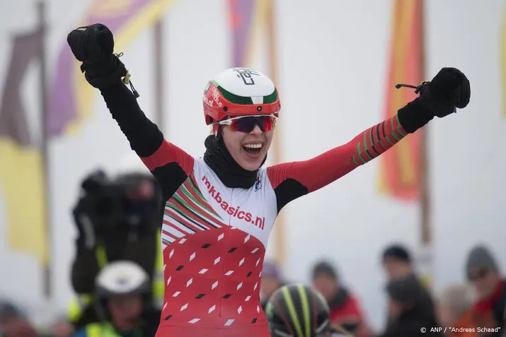 zege schaatsers ariens en kamminga