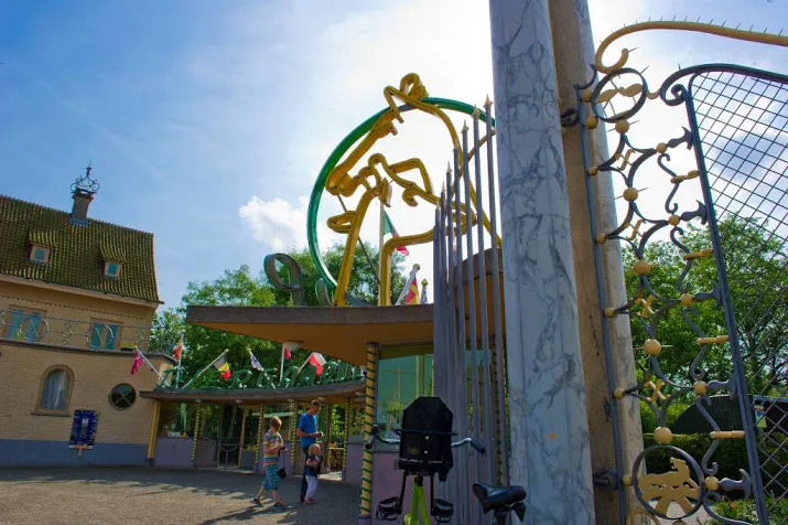 zeldzaam zwart neushoorntje geboren
