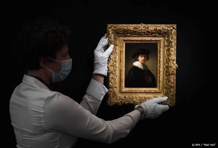 zelfportret rembrandt afgehamerd op bijna 14 miljoen