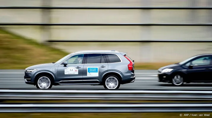 zelfrijdende autos mogen zelf de weg op