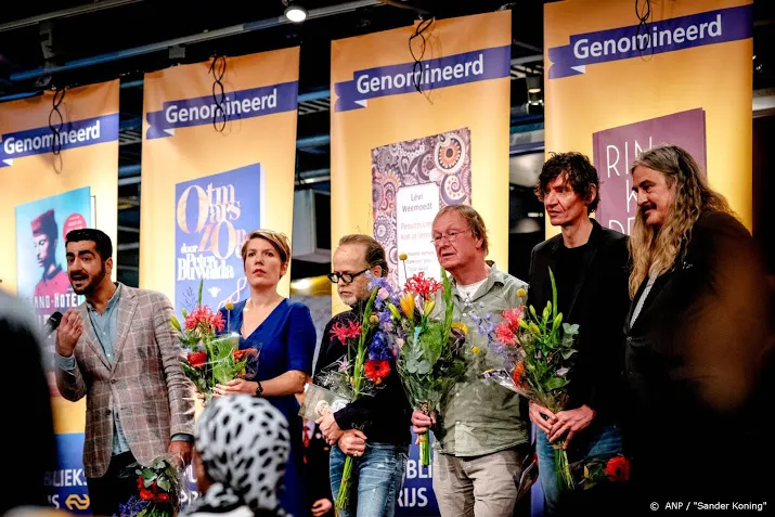 zes kanshebbers op ns publieksprijs