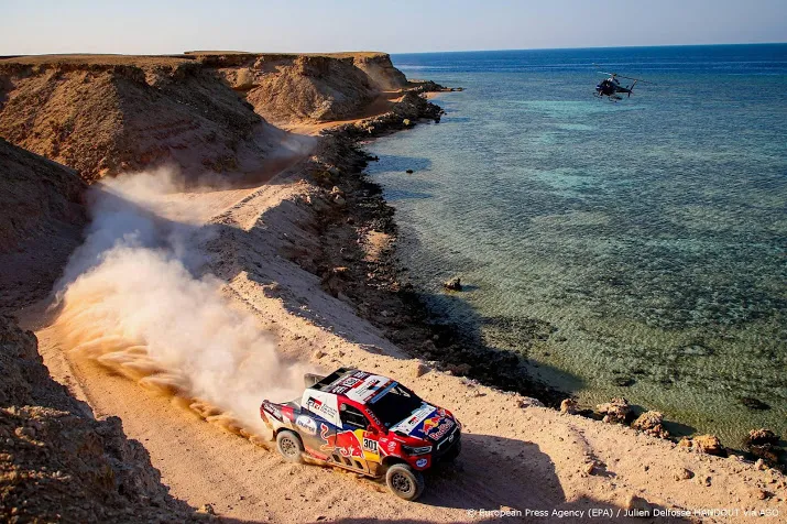 zesde dagzege al attiyah maar peterhansel behoudt leiding dakar