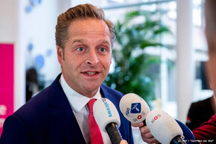zeven helden geeerd tijdens heldendag