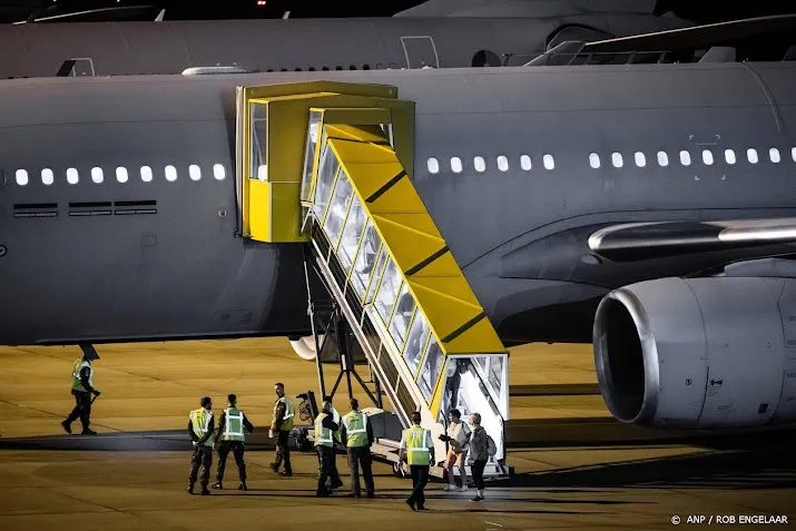 zevende repatrieringsvlucht onderweg naar israel