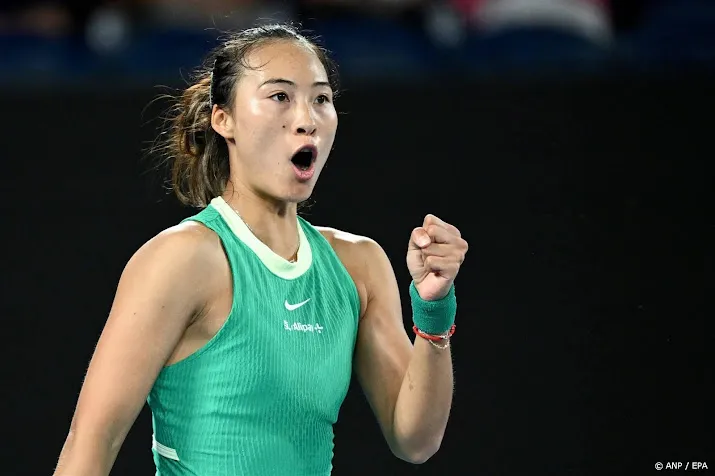 zheng in haar eerste finale op australian open tegen sabalenka