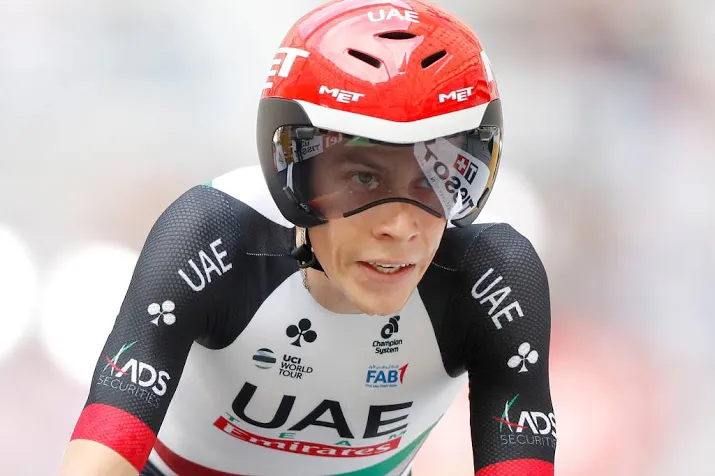 zieke meintjes stapt uit giro