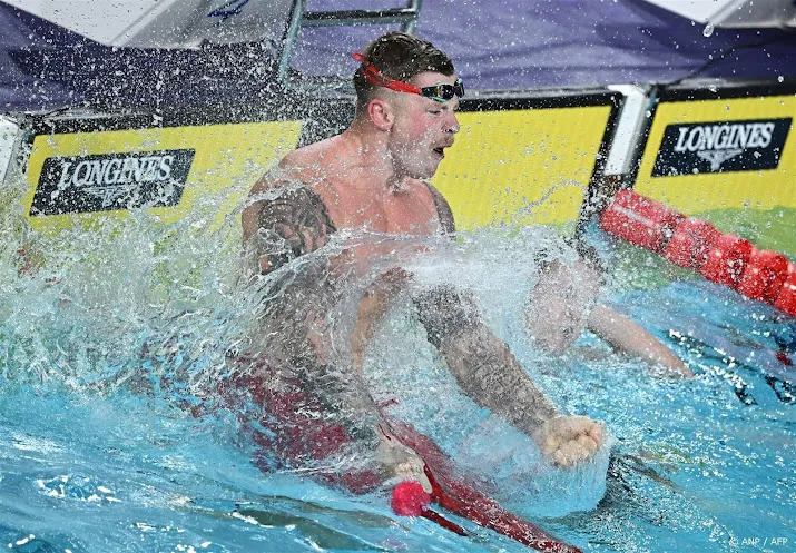 zieke zwemmer peaty niet in actie in rotterdam
