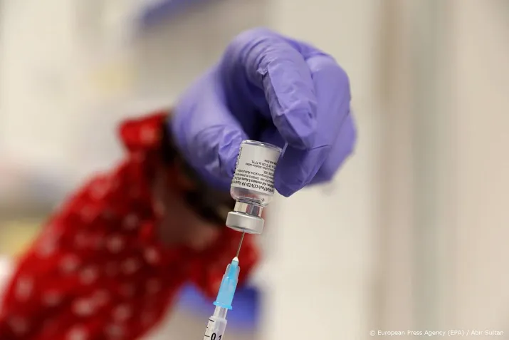 ziekenhuisbaas levi vaccinatie nederland moet sneller beginnen