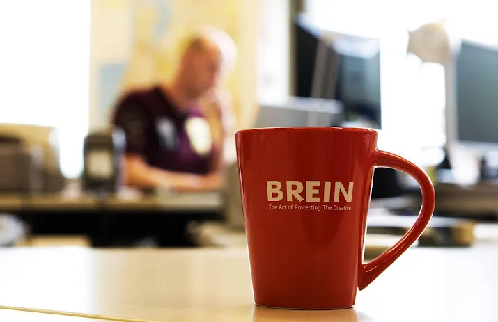 ziggo hoeft waarschuwingsbrieven brein niet door te sturen