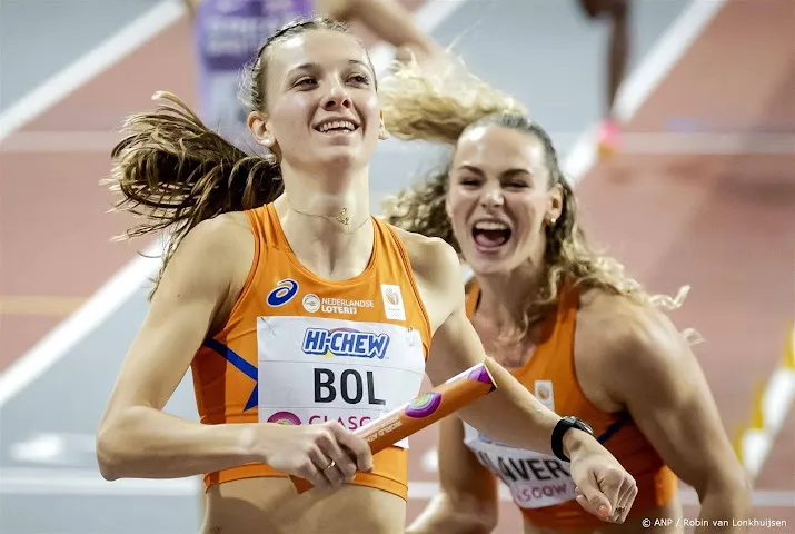 zilver bol en klaver op 4400 meter gemengd bij wk estafette