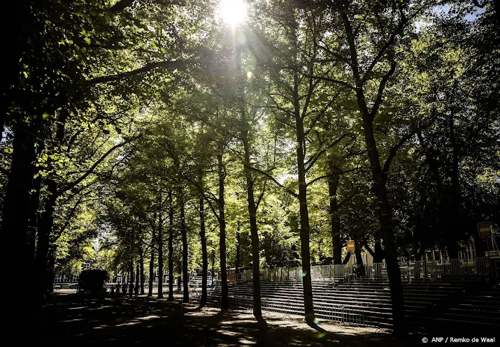 zomertijd eindigt met nazomers weer