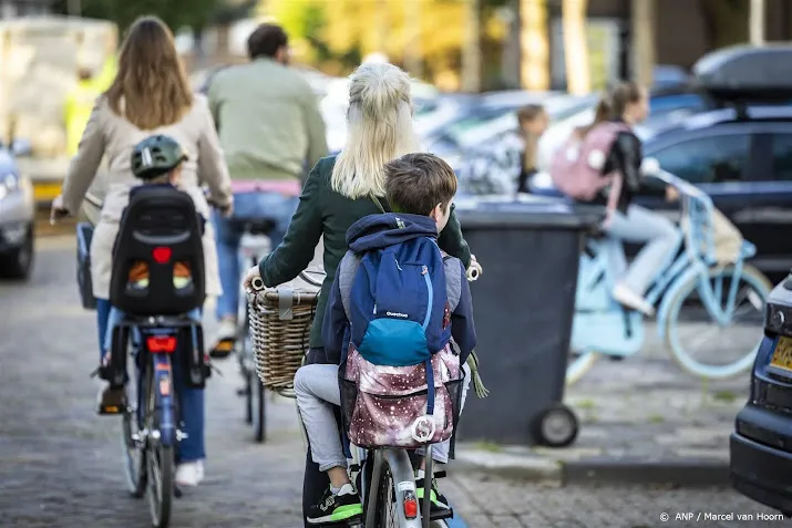 zomervakantie helemaal voorbij ook noorden weer naar school