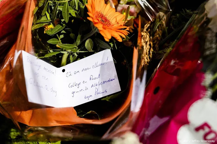 zondag samenkomst jongeren in alblasserdam om te delen