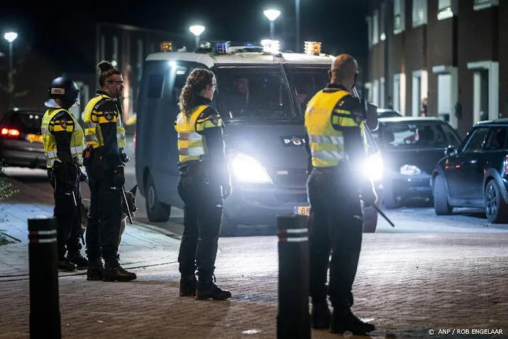 zondagavond opnieuw onrustig op meerdere plekken in het land