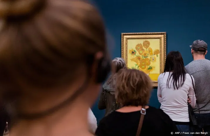 zonnebloemen van van gogh krijgt opknapbeurt
