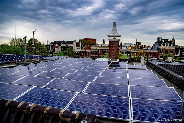 zonnig lenteweer stuwt opwek groene stroom