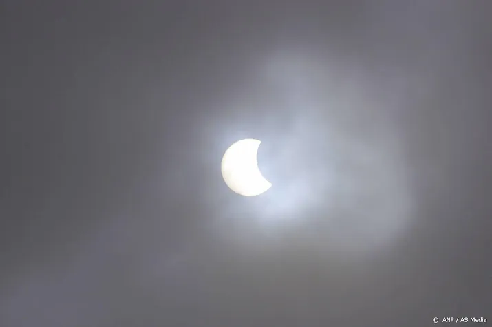 zonsverduistering volgende week te zien in nederland