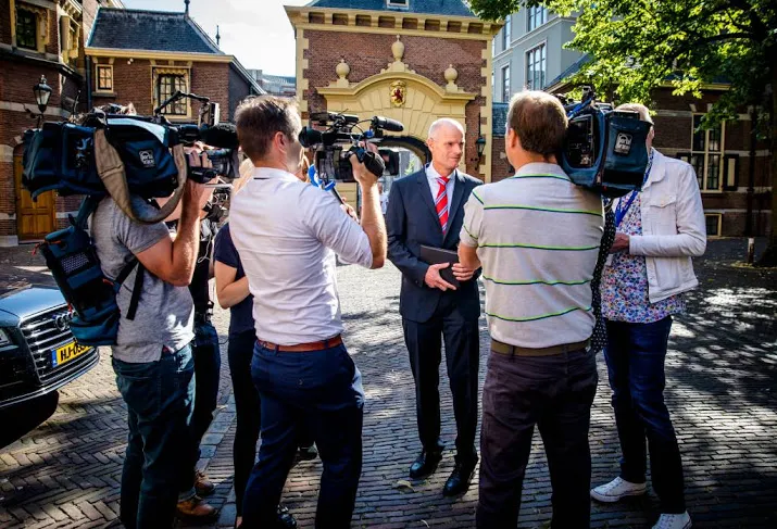zorg over effect uitspraken minister blok