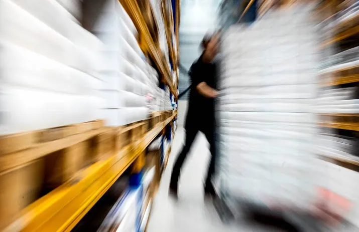 zorg voor extra water in magazijnen