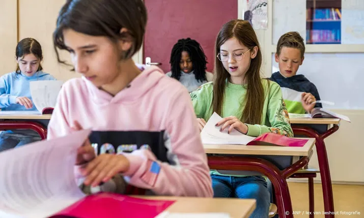 zorgen bij schoolleiders over voldoende personeel