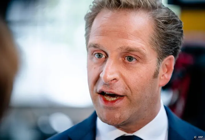 zorgverzekeraars noemen extra premiestijging voorbarig
