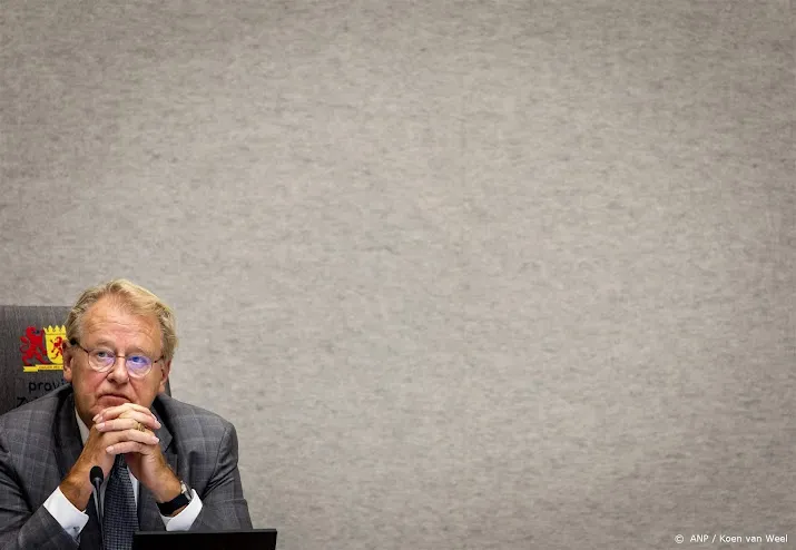 zuid hollandse commissaris van de koning kondigt vertrek aan