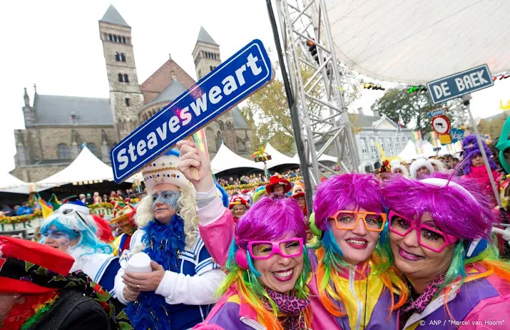 zuiden trapt maandag de carnaval af