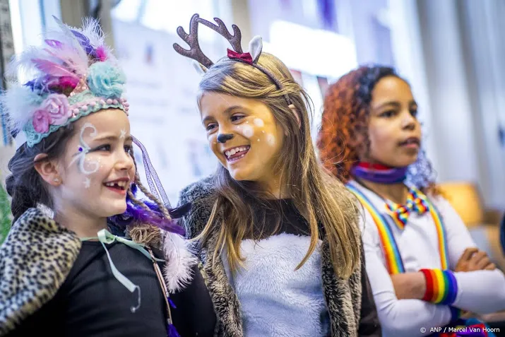 zuiden viert carnaval noodgedwongen thuis