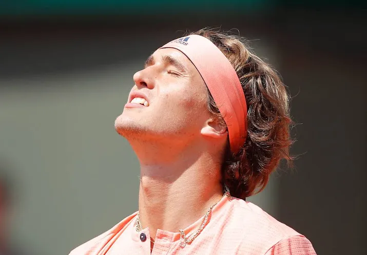 zverev moeizaam langs lajovic