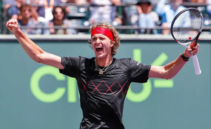 zverev ontsnapt tegen medvedev