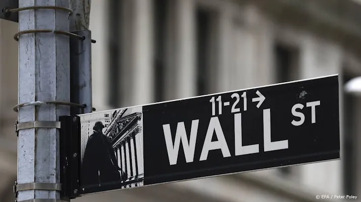 zwakke winkelverkopen drukken sentiment op wall street