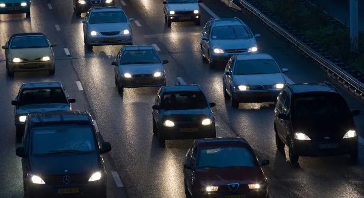 zware spits rond amsterdam door ongeluk op a7