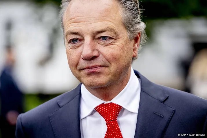 anp200525038 1