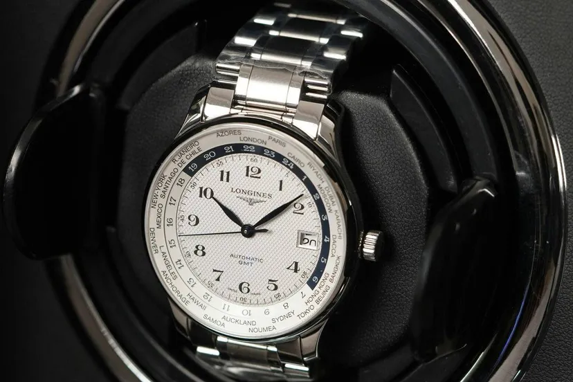 8a4a6cbe-7fa9-42a3-abd5-0bbd536841b3