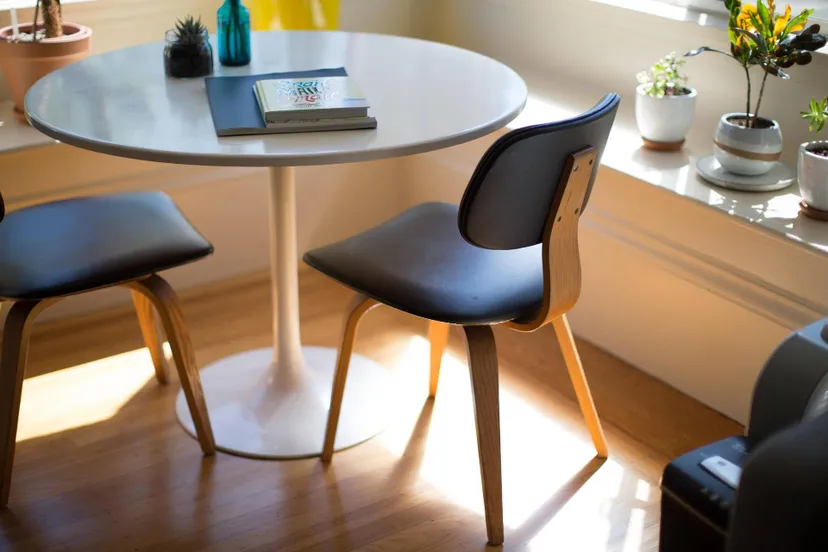 pexels-furniture-1840463_1920