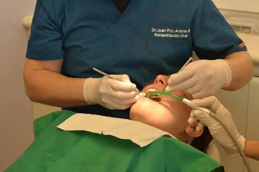 pololofreack30-dentist-998830_1920