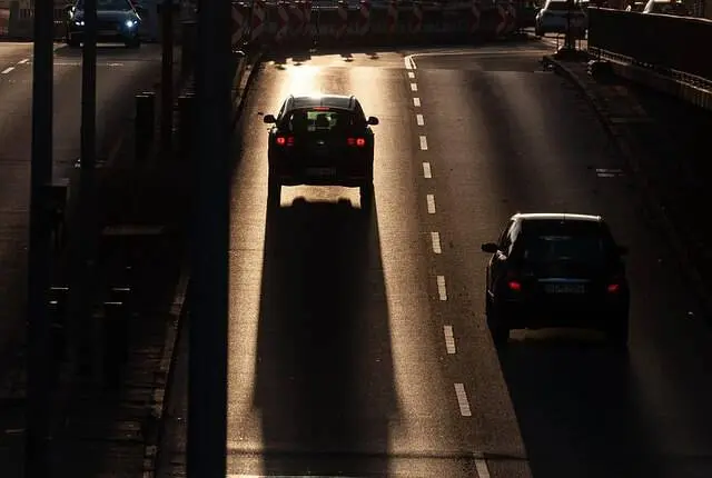 8c249675aea6c3cbd916-wal_172619-road-8587889_640_(1)