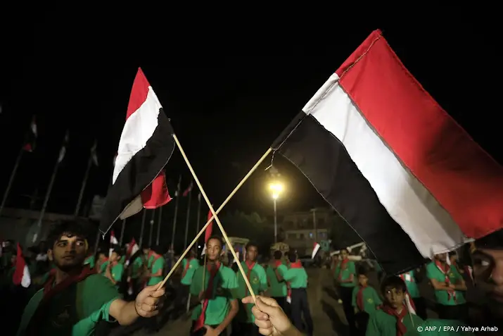 anp021026002 1