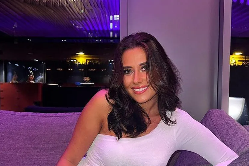 21122022RAPHAELLADEURINGERINSTAGRAM