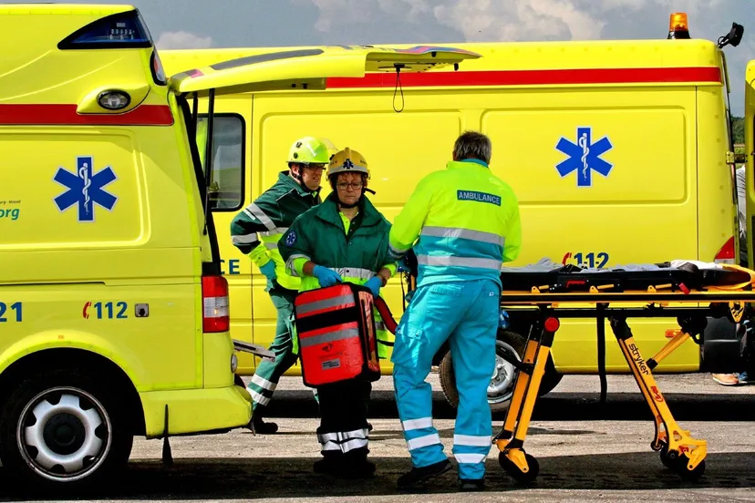 220910AMBULANCEPIXABAY